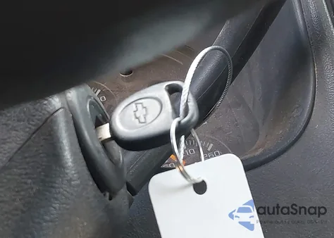 2004 Chevrolet Silverado 1500 Ls z USA, uszkodzony, nr VIN 2GCEC19V141231436